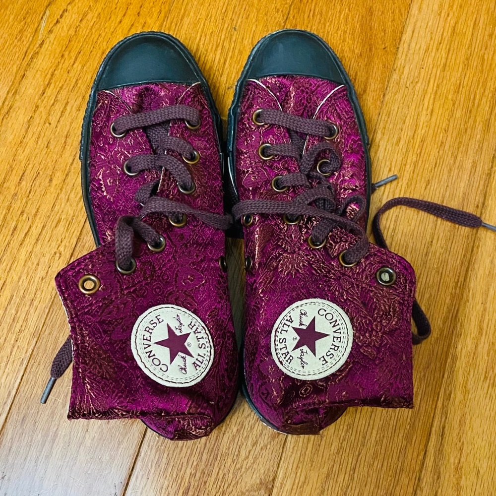 Converse all star sneakers